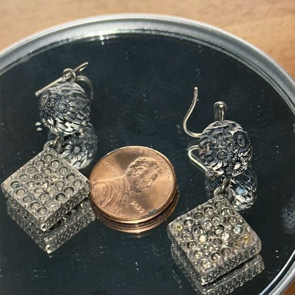 Dark Silver Tone and Gray Floral Glass Ball Drop Wire Earrings - Picture 3 of 3